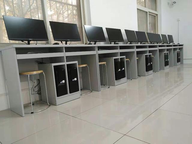 机房防静电地板如何一步步的施工及规范要求”
